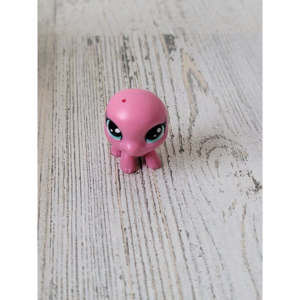 Pink‎ turtle swirl pattern mini purple toy figure